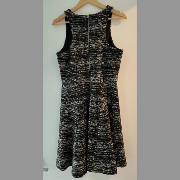 Black & white fit and flare Banana Republic midi dress, size 10 - Picture 2 of 13